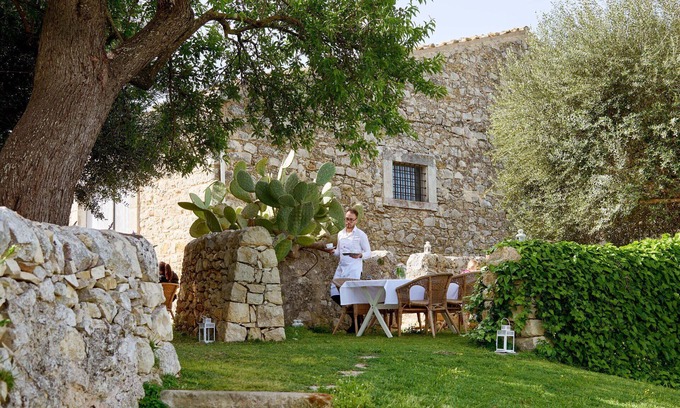 Vittoria Villa | Villa in Ragusa with 12 bedrooms sleeps 23