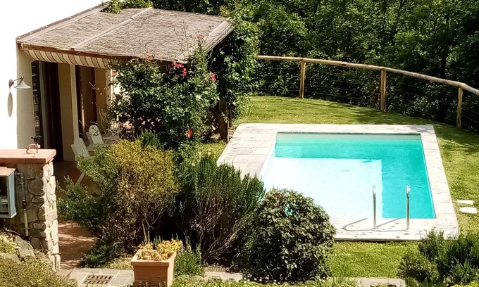 Uzzano Villa | villa in the green | street number 2