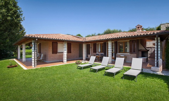 Bardolino Villa | Villa Irene In Bardolino