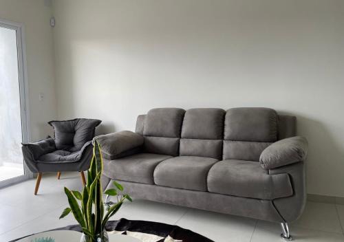 Balneario Gaivota Apartment | Villa Kalani, Casa 03. Na quadra do mar