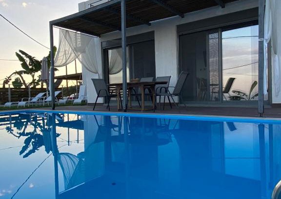 Ratzakli Villa | villa kate view