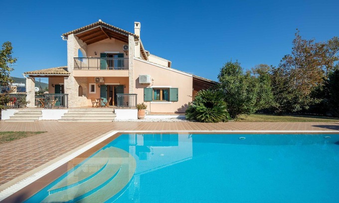 Chalikounas Villa | Villa Lefki Limni Retreat 300m from beach