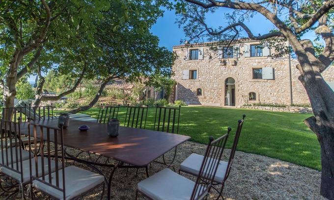 Meyreuil Villa | ☀️Villa Les Anges, prestigious house, air-conditioned, heated swimming pool, PACA☀️