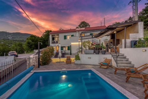Hreljin Villa | Villa LETA - Luxury villa in a green oasis with heated swimming pool, fitness center and summer kitchen - Kvarner