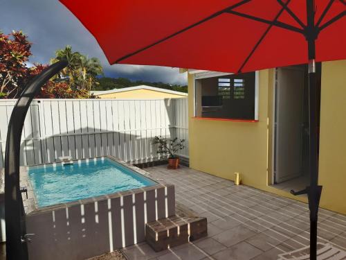 Riviere-Salee Apartment | VILLA LINEDDY/ZINNIA