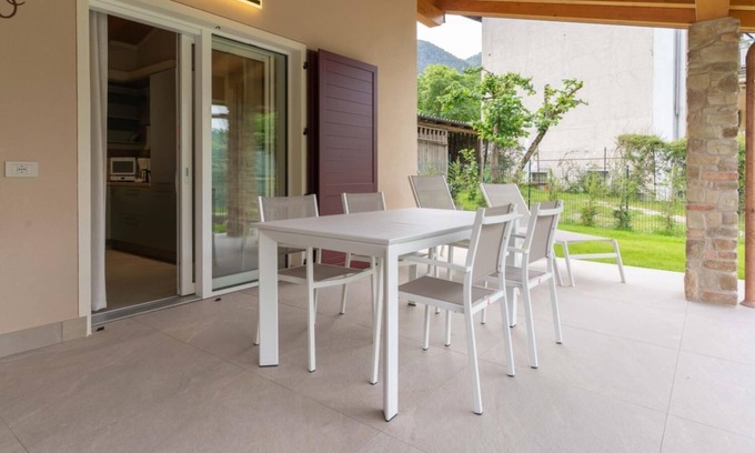 Crone Villa | Villa Luciano - Two Bedroom Villa, Sleeps 6