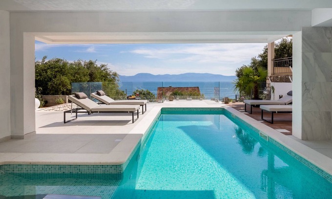 Podaca Villa | Villa Luna Mare with Pool and Sauna