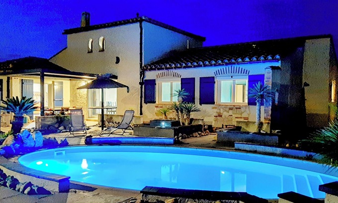 Espira de l'Agly Villa | Villa Méditerranéenne 4 Chambres Plain-pied Avec Magnifique Piscine, Climatisée