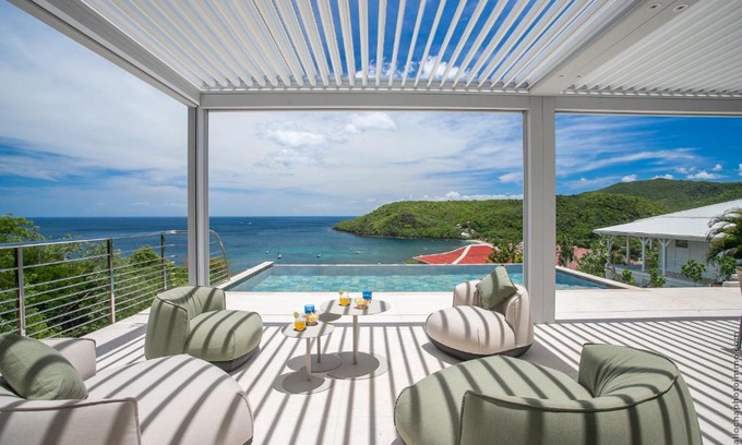 Les Anses-d'Arlets Villa | Villa Mahogany