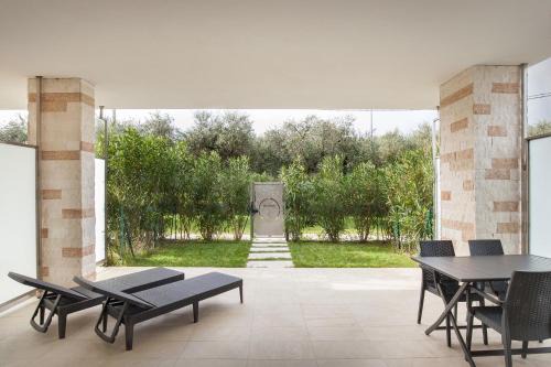 Cisano Apartment | Villa Manzoni Apt 3