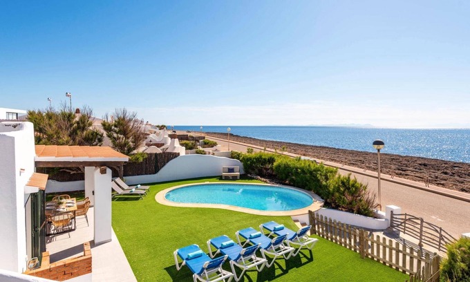 Cap d'Artrutx Villa | Villa Marctina by Villa Plus