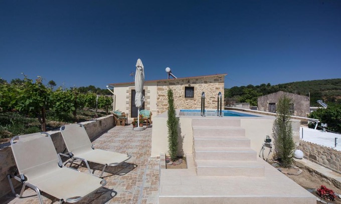 Milia Villa | Villa Margarita's farm, private pool