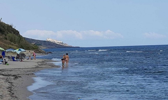 La Ciaccia Apartment | Villa Maria Three-room apartment with large garden near the sea