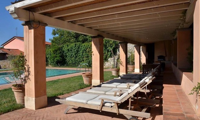 Camaiore Villa | Villa Melangola