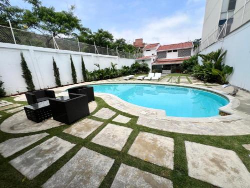 Cali Villa | Villa moderna con piscina y espacios sociales