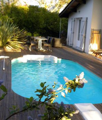 Andernos-les-Bains Bed & Breakfast | Villa Mogador Piscine et Balnéo