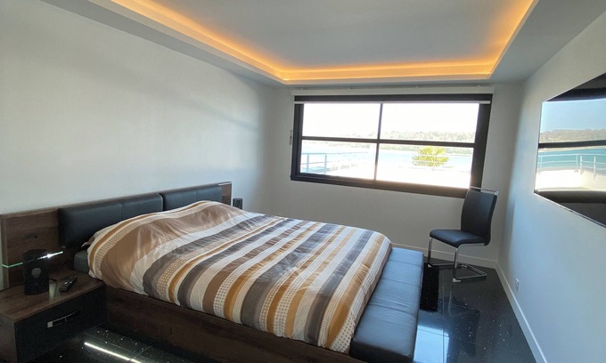 Berven Villa | VILLA montmarin SEA VIEW NORTH BRITTANY TO CARANTEC MORLAIX LOCQUENOLE WITH SPA