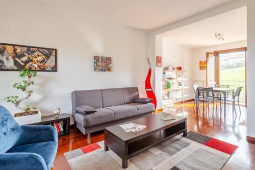 Marco Simone Villa | Villa nel verde di Marco Simone vicino ai campi da Golf e dal Polo Tecnologico Tiburtino