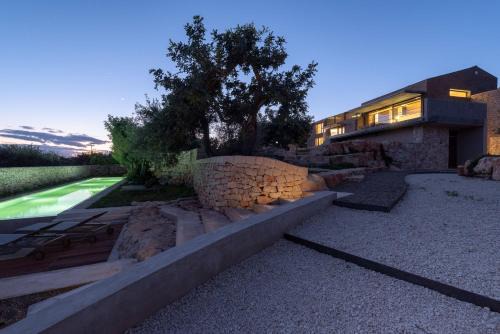 Scicli Villa | Villa Nemini Teneri - IsulaTravel