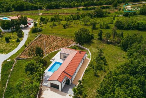 Imotski Villa | Villa New Home, villa with pool in Imotski near Makarska