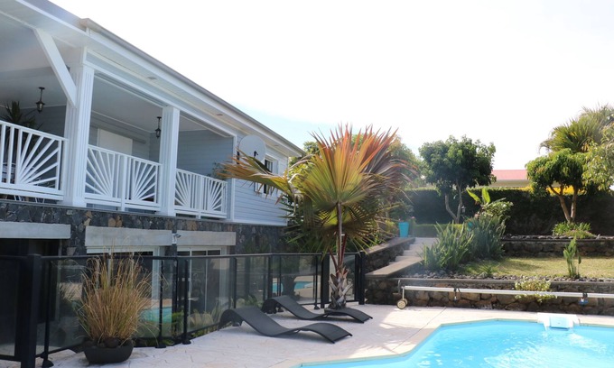 Centre Ville Villa | Villa of character with private swimming pool "With Senteurs de Jasmin"