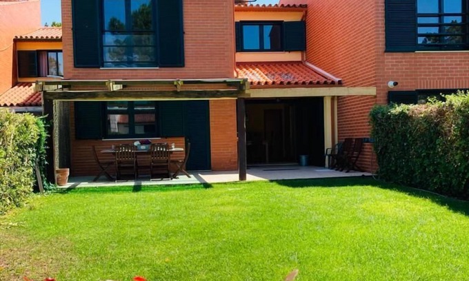 Mira Villa | Villa of V3 - Mira Villas - Pool and garden