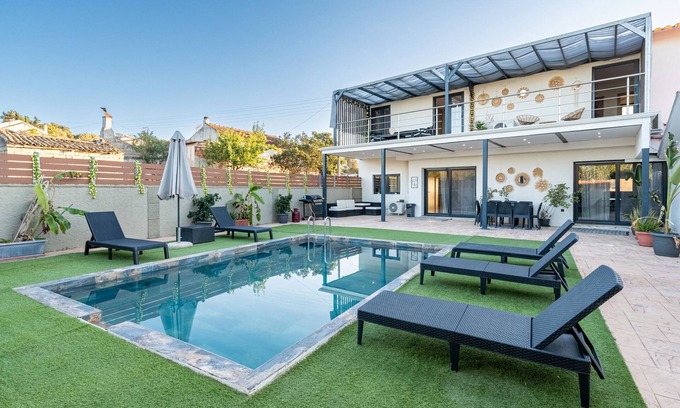 Lefkimmi Villa | Villa 'Olivia Estate' with Private Pool, Wi-Fi and Air Conditioning