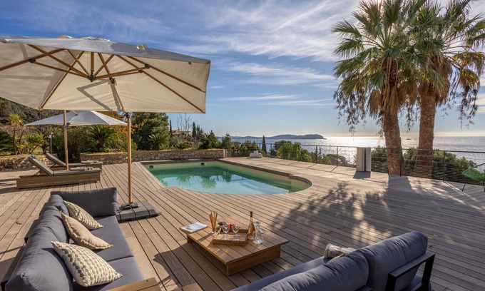 Carqueiranne Villa | Villa Palmyra vue mer