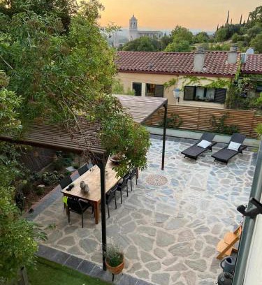 el Carme Villa | Villa Peralta Girona City w above ground Pool