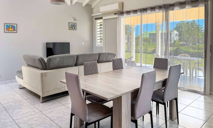 Les Abymes Villa | Villa Perrin Escape in the countryside 9 minutes from Guadeloupe airport