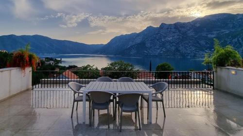 Risan Apartment | Villa Petra Risan