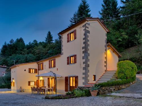 Pescia Villa | Villa Pietra Serena