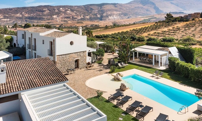 Buseto Palizzolo Villa | Villa Rega, Private villa with pool in Sicily.