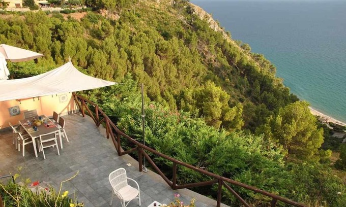 Sperlonga House | VILLA ROMANTIC COVE vista mozzafiato sul mare