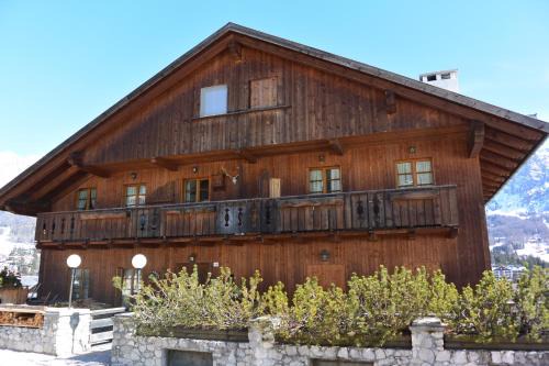Cortina d'Ampezzo Apartment | Villa Ronco - Stayincortina