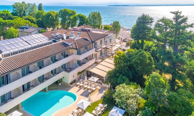 Desenzano del Garda Hotel | Villa Rosa Hotel Desenzano