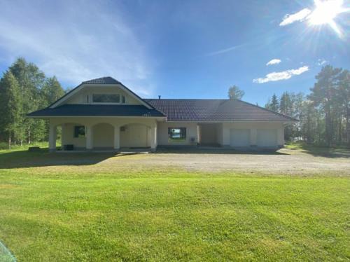 Kuusamo Villa | Villa Saapunki