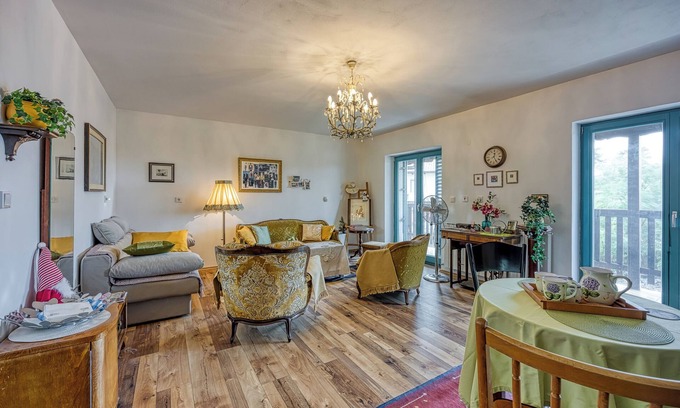 Kras Apartment | Villa Salamander Suite, Štanjel, Slovenia