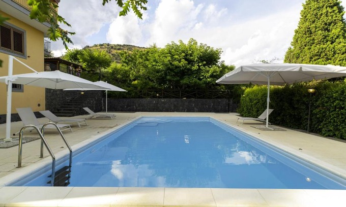 Viagrande Villa | Villa Sara sull'etna con Piscina