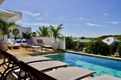 Orient Bay Villa | Villa Serenity