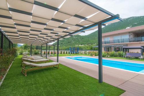 Omis Villa | Villa Sky D 9&1 with tennis court and heated pool