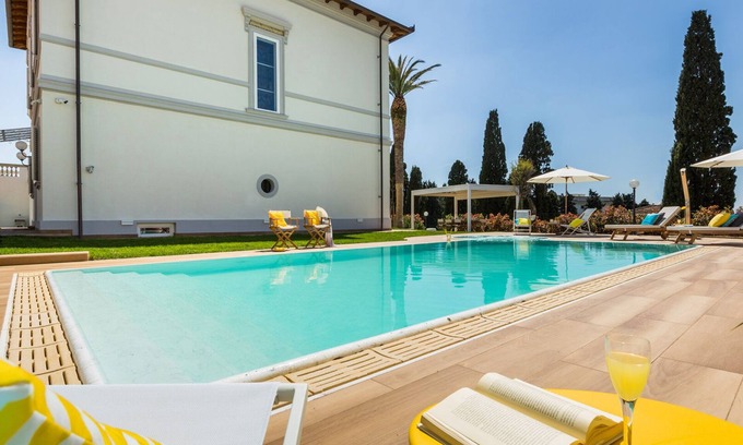 Rosignano Marittimo Villa | Villa Sole Al Molino A Vento 8, Emma Villas