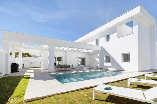 Poblado Sancti Petri House | Villa Tahiti