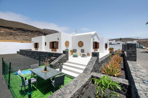 Maguez House | Villa Tahoyo