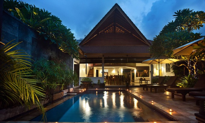 Lovina Villa | Villa Teman