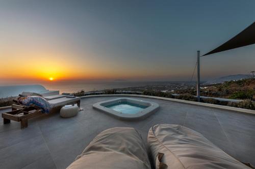Imerovigli Villa | Villa Vinea Santorini