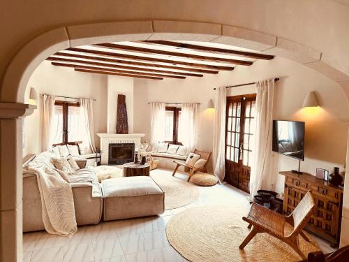 Alcalali Villa | Villa Vista in Alcalali with swimmingpool and view, cleaning included