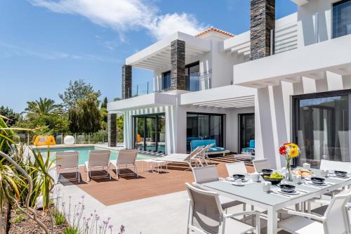 Estombar Villa | Villa Vogue by Indigo