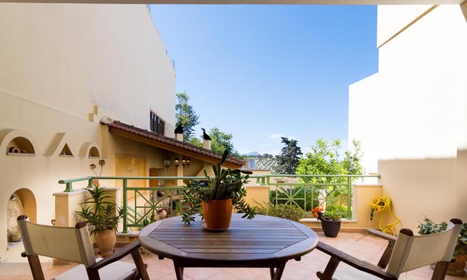 Voutai House | Villa Voutes