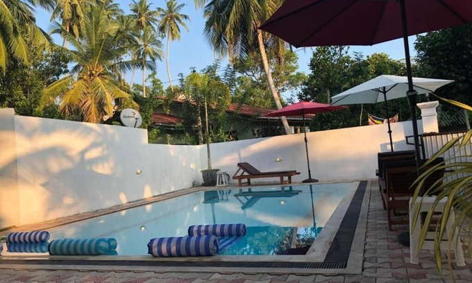 Thiranagama House | Villa White